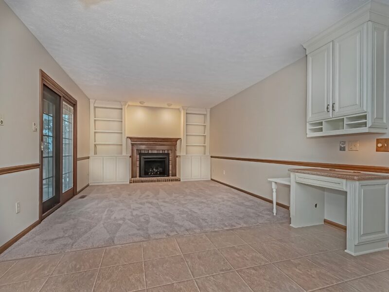 118 Bluestone DRIVE — photo 6