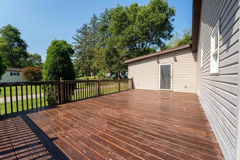 104 Dunkard Avenue — photo 8
