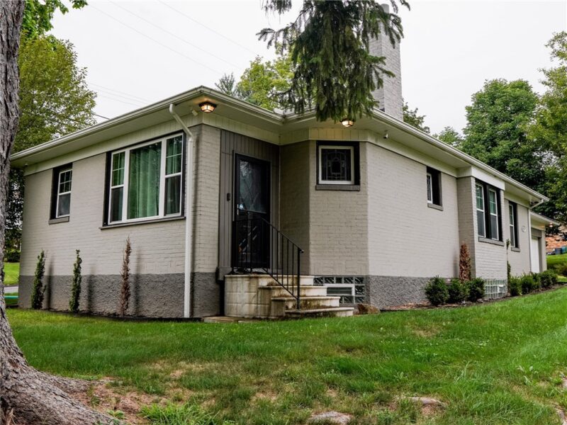 3855 Mount Royal Blvd — photo 3