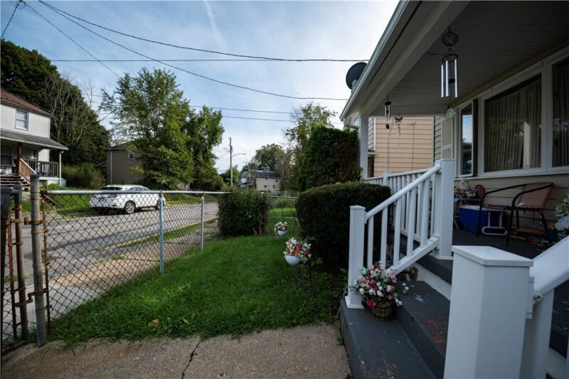 313 Spaulding St — photo 3