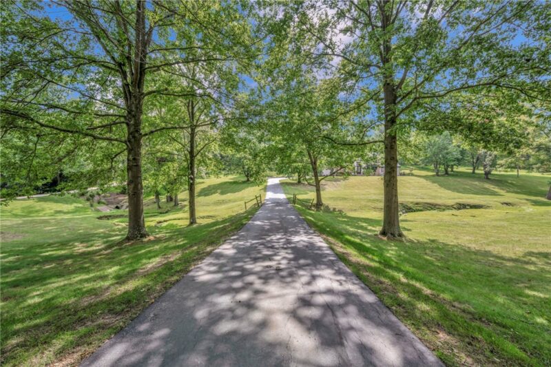 429 Church Hill Rd — photo 4