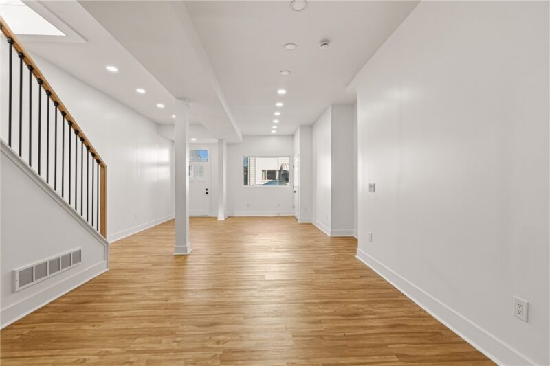 429 Taylor St — photo 3