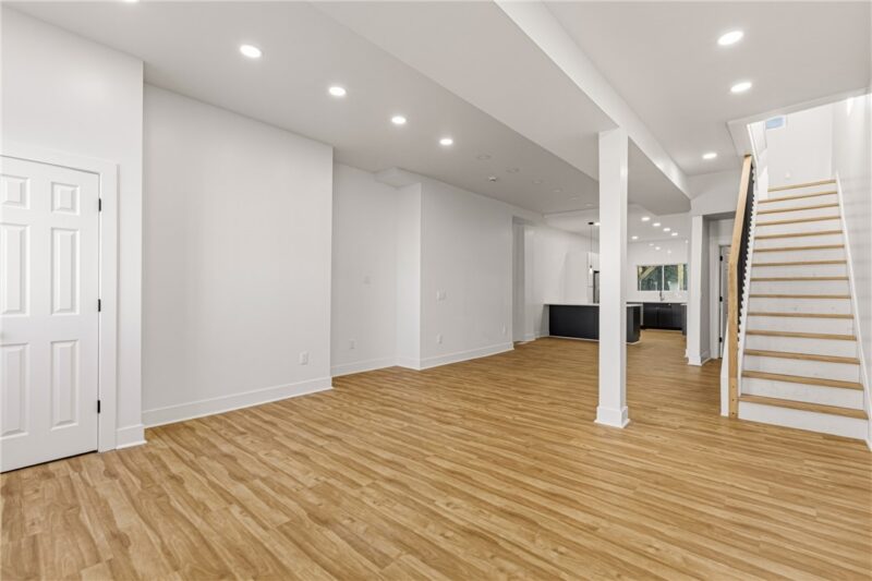 429 Taylor St — photo 5