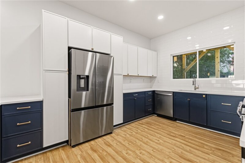 429 Taylor St — photo 8