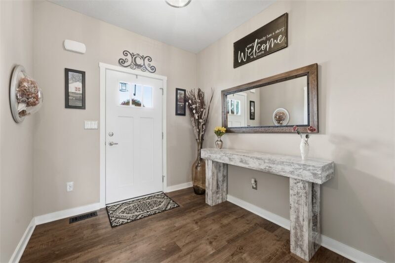 5040 Chalfant Ln — photo 4