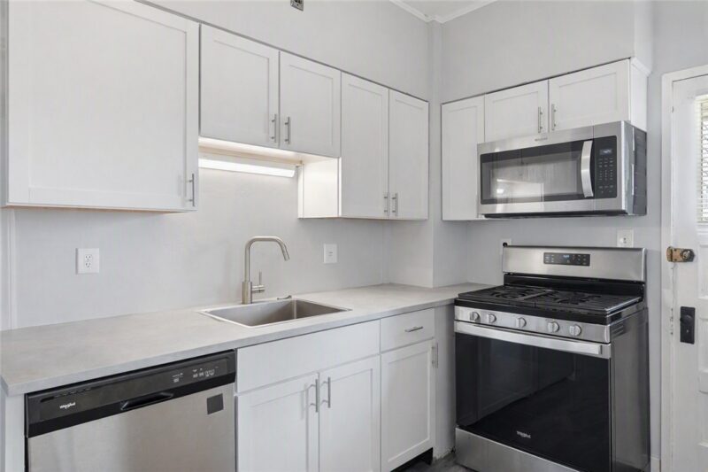 16 Marie Ave — photo 8