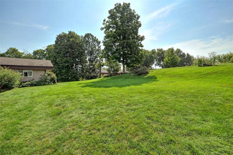 105 Dickey Drive — photo 3