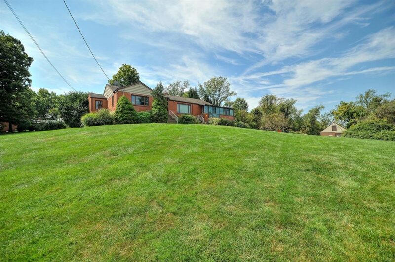 105 Dickey Drive — photo 4