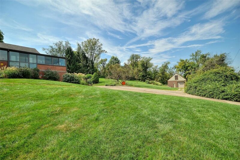 105 Dickey Drive — photo 6