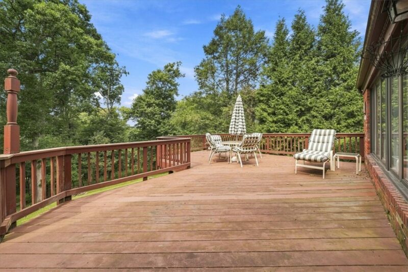 1048 Center Oak Dr — photo 6