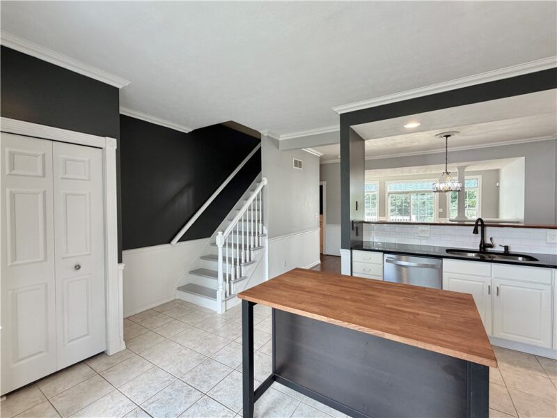 702 Beech Street — photo 4