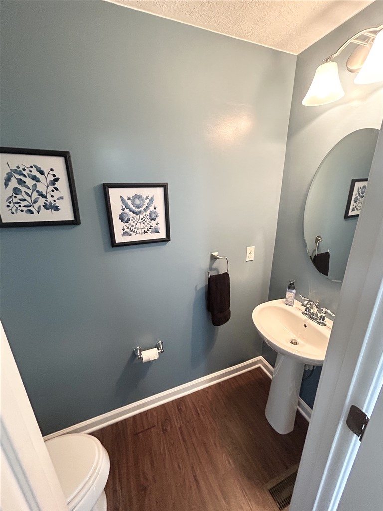 104 Riviera Dr — photo 7