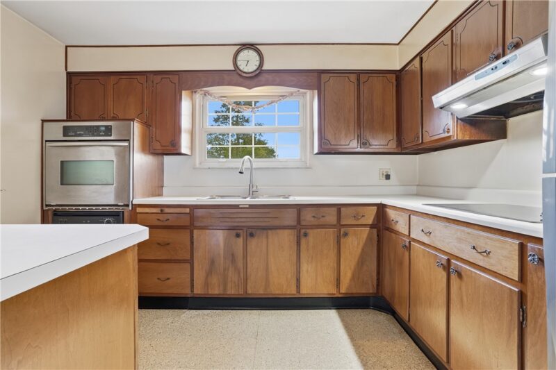 1210 Mount Pleasant Rd — photo 7