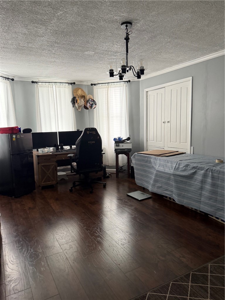 312 E Green St — photo 8