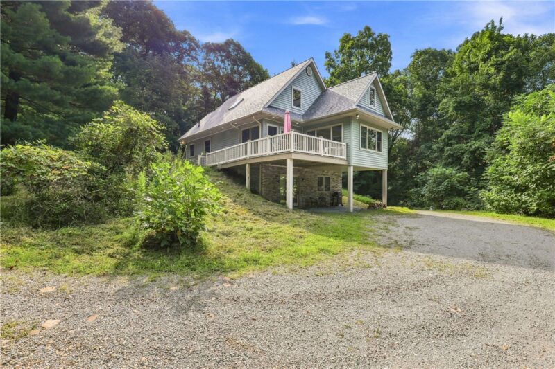 192 Rocky Ridge Rd — photo 3