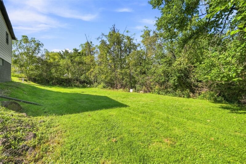 1631 Weirich Ave — photo 4