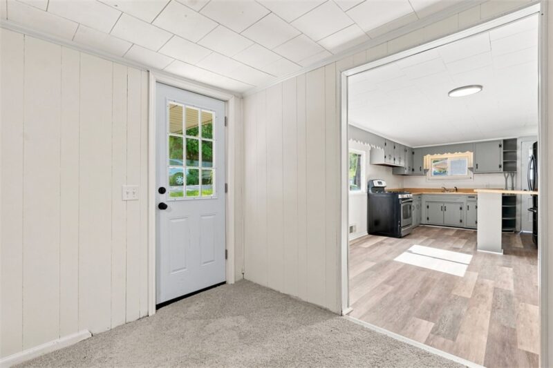 1631 Weirich Ave — photo 5