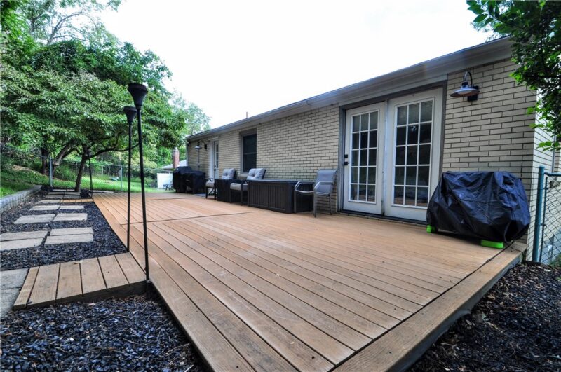 245 Revo Road — photo 4
