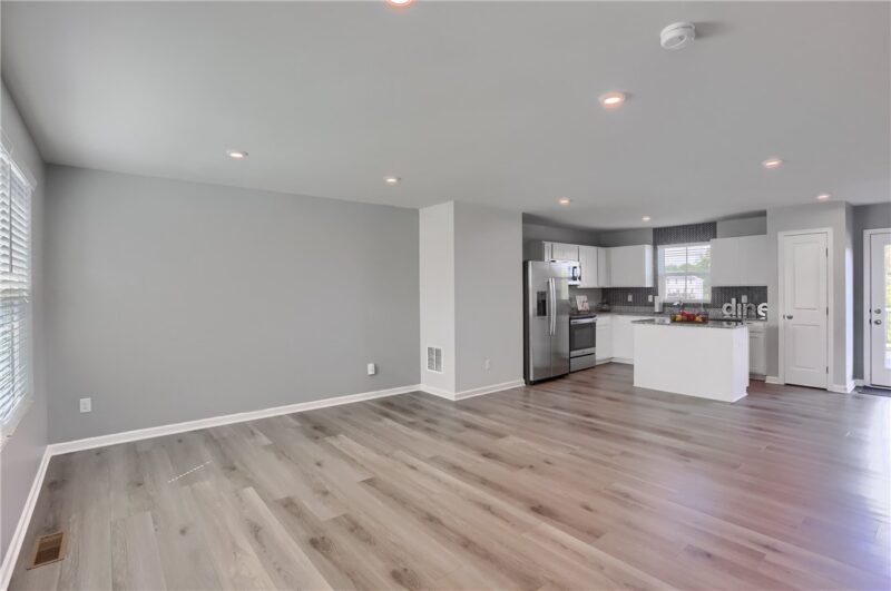 333 Arden Drive — photo 4