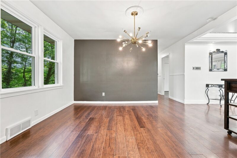 2970 Melvin Dr — photo 7