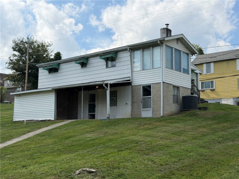 3031 W Crawford Ave — photo 3