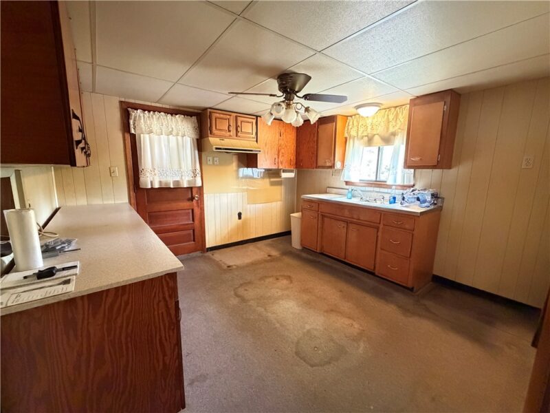 3031 W Crawford Ave — photo 8