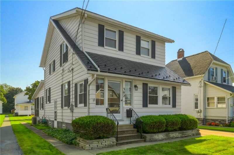 302 Foch St — photo 6
