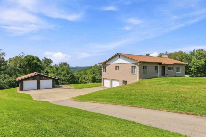 1005 Carlesa Dr — photo 3