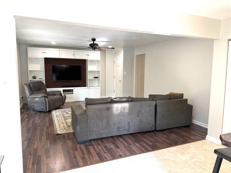 1108 Meadowbrook Dr — photo 4