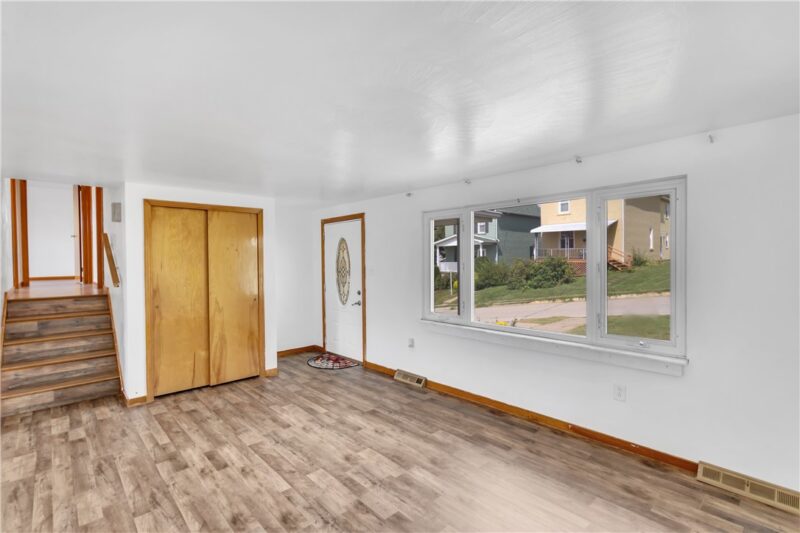 404 Broad Street — photo 7