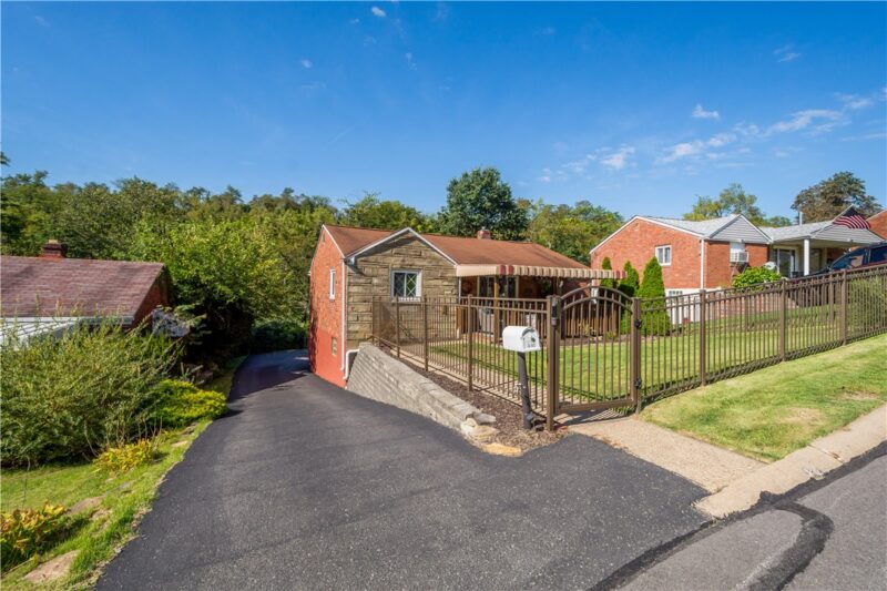 441 Glencoe Dr — photo 3
