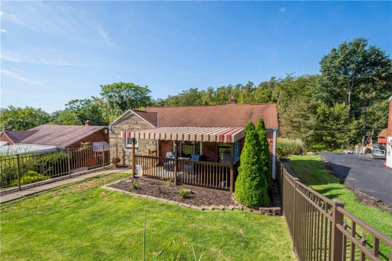 441 Glencoe Dr — photo 4