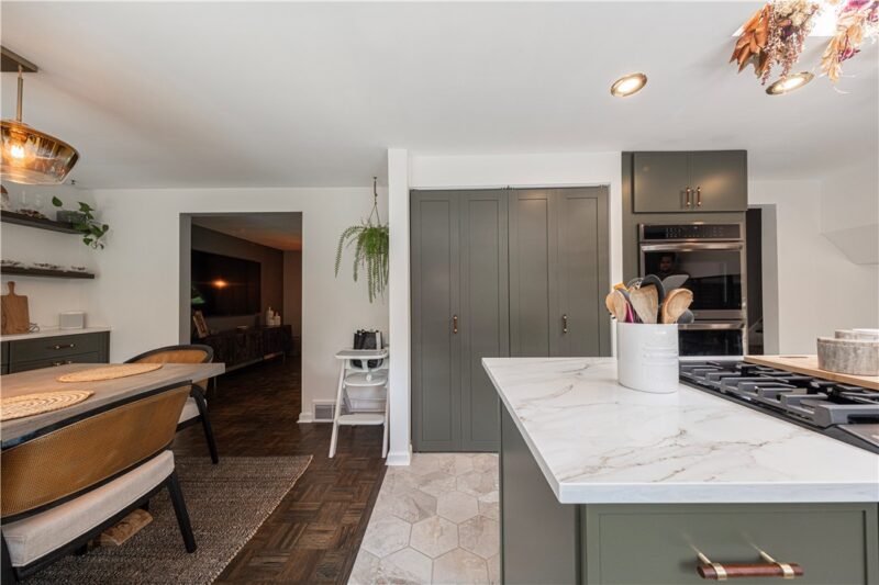 70 Maple Dr — photo 8