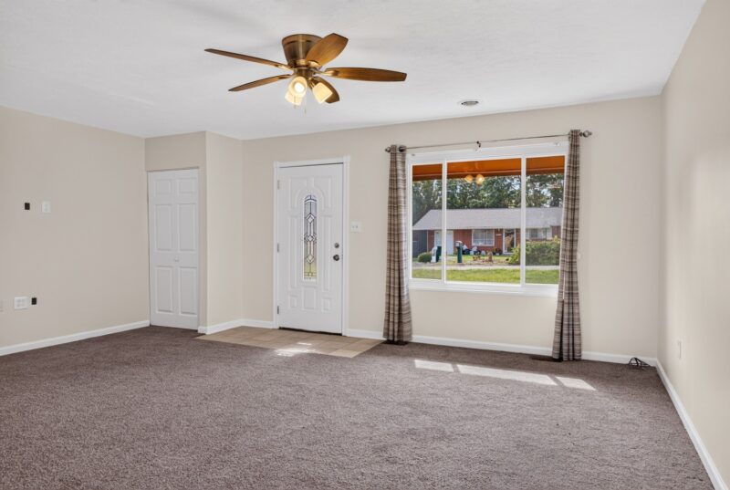 207 Longview DRIVE — photo 5
