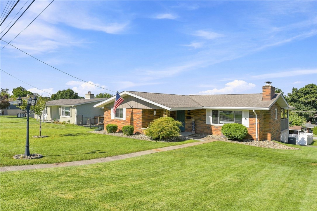1152 Skyline Drive — photo 1