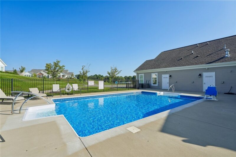 2102 S. Links Ave — photo 8