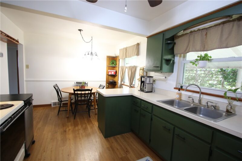 126 Third Ave — photo 7