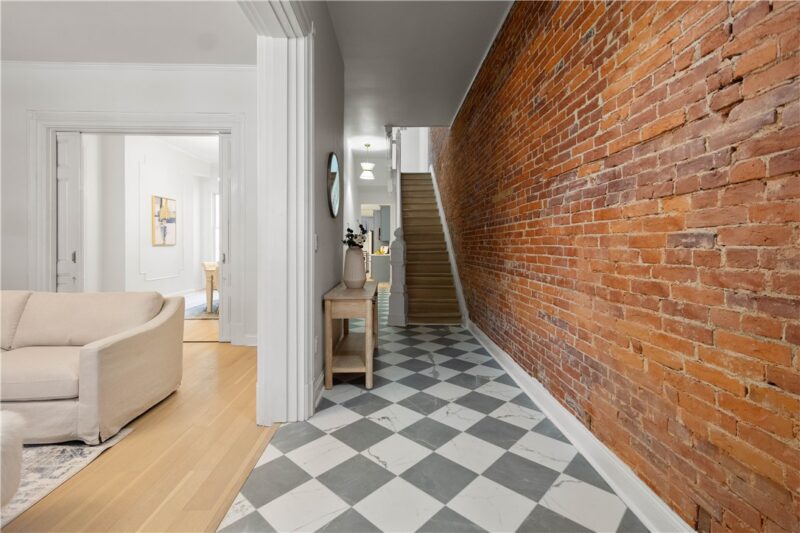 337 Fisk St — photo 5
