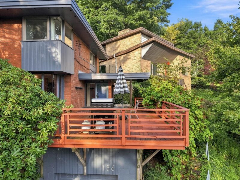 136 Fairfax Rd — photo 8