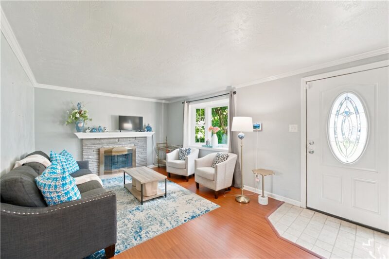 1100 Raven Drive — photo 2