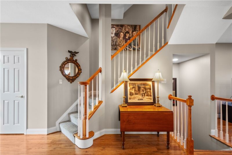 2380 Hilltop Rd — photo 2