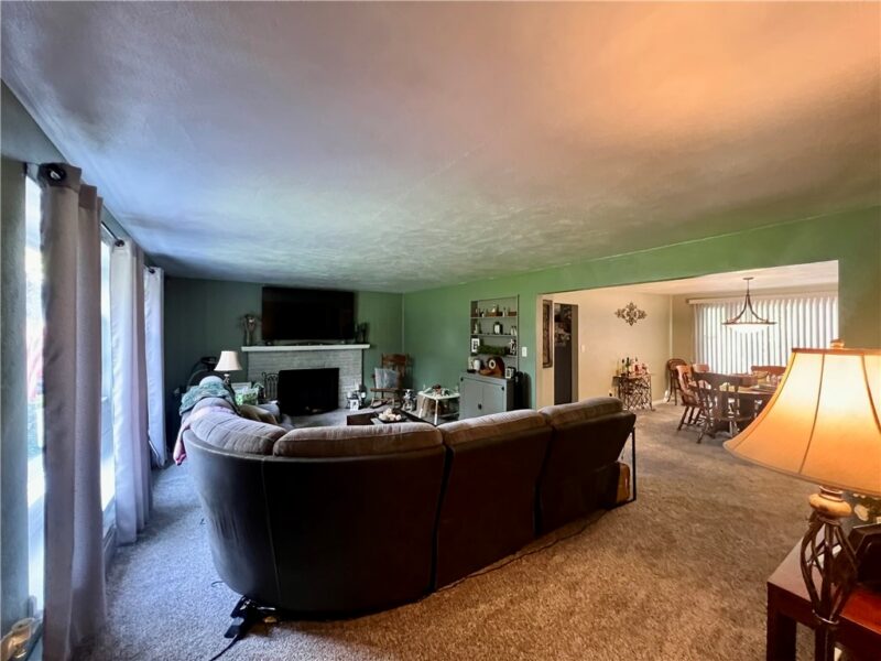 129 Upland Dr — photo 7