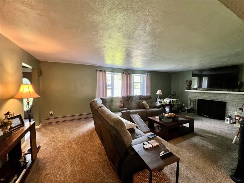 129 Upland Dr — photo 8