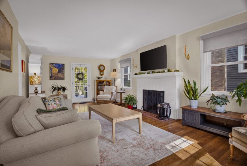 727 Vermont AVENUE — photo 7
