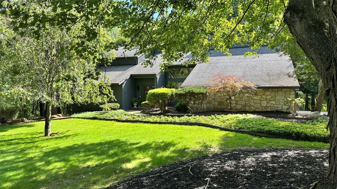 4735 Spring Ridge Ln — photo 1