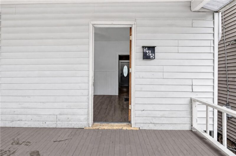 565 Broad St — photo 4