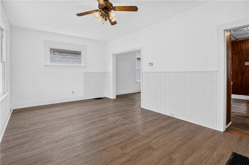 565 Broad St — photo 5