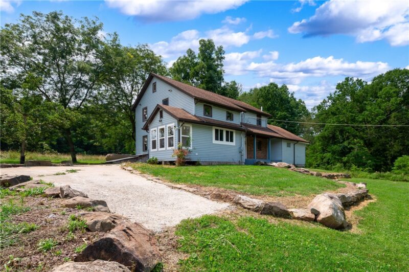 358 Hoopenhobe Ln — photo 3