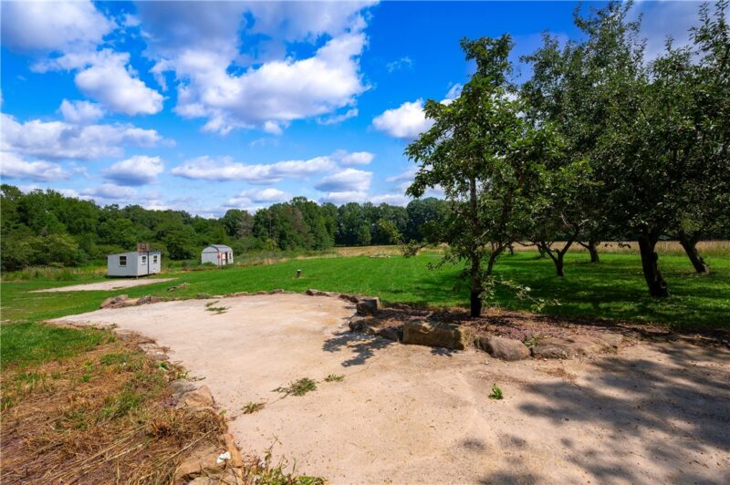 358 Hoopenhobe Ln — photo 8