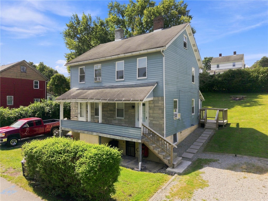 247 Maple St — photo 1